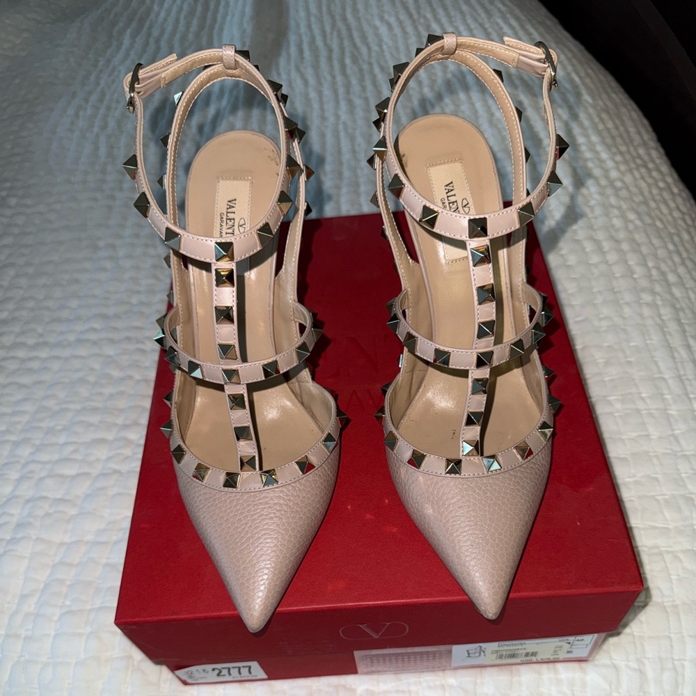 Valentino Shoes pumps